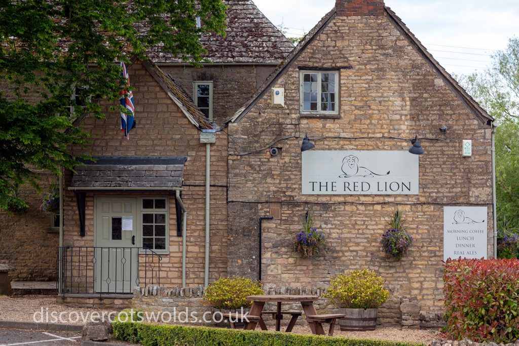 The Red Lion Inn, Long Compton